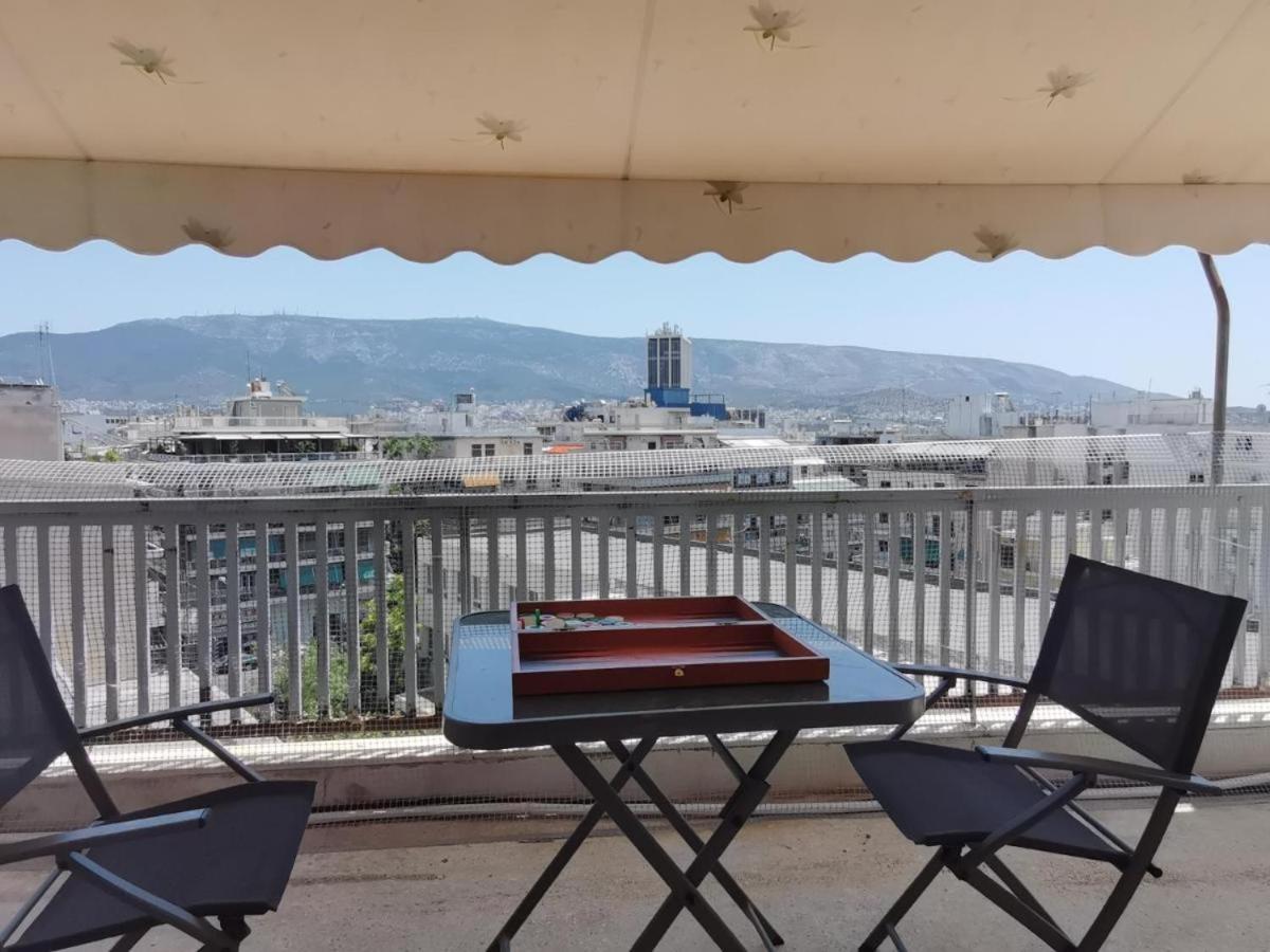 Penthouse Spacious W Super Wifi & Terrace, 2 Min From Metro Apartment Atena Exterior foto